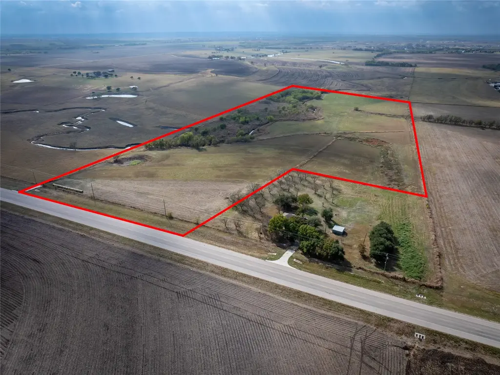 4100 County Road 101 Road, Taylor