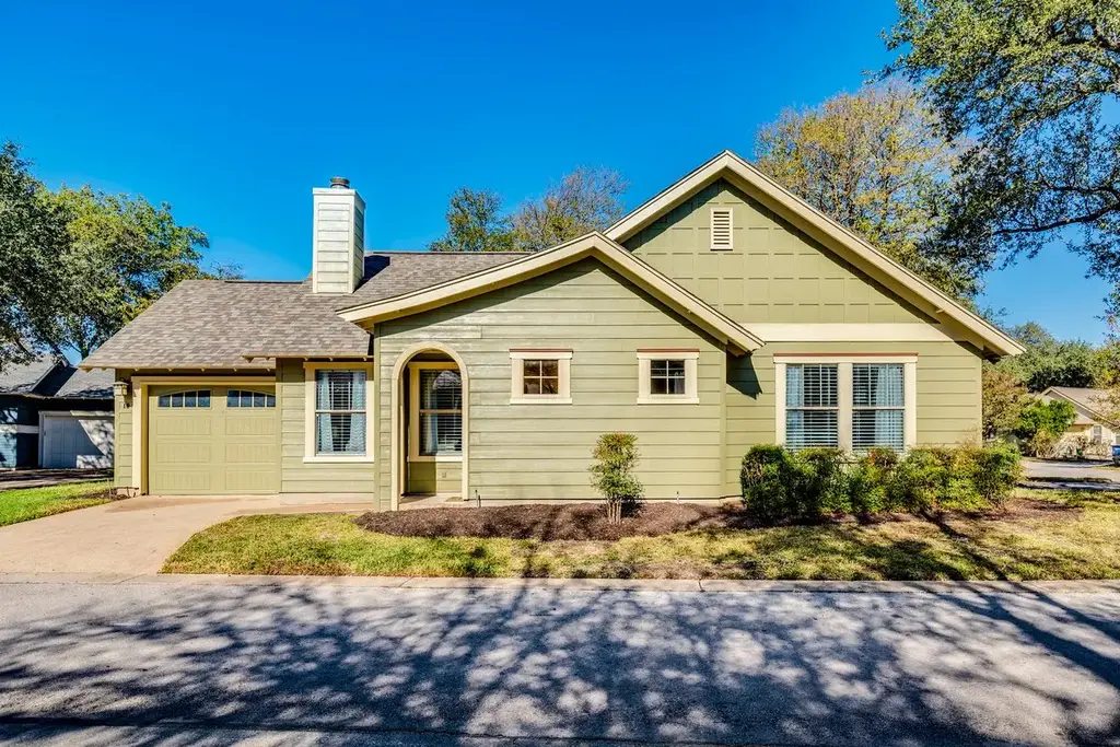 13604 Caldwell Drive 19, Austin