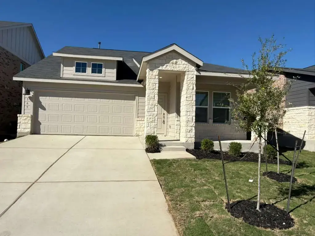 569 Sormonne Loop, Kyle