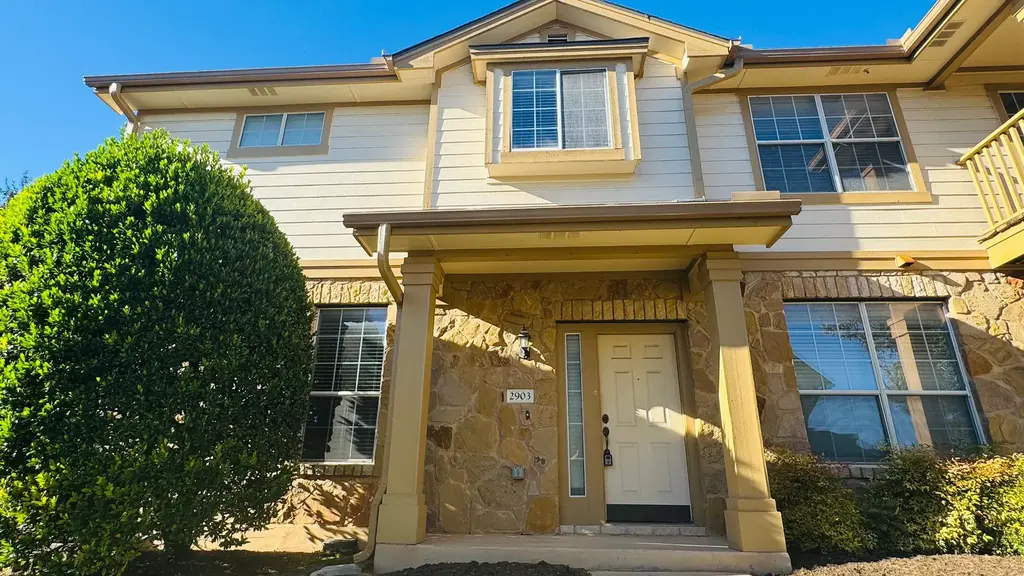 16100 S Great Oaks Drive 2903, Round Rock