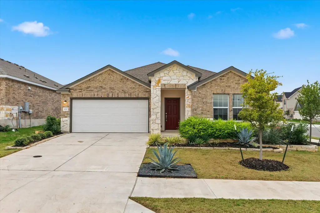 100 Greystone Court, Marble Falls