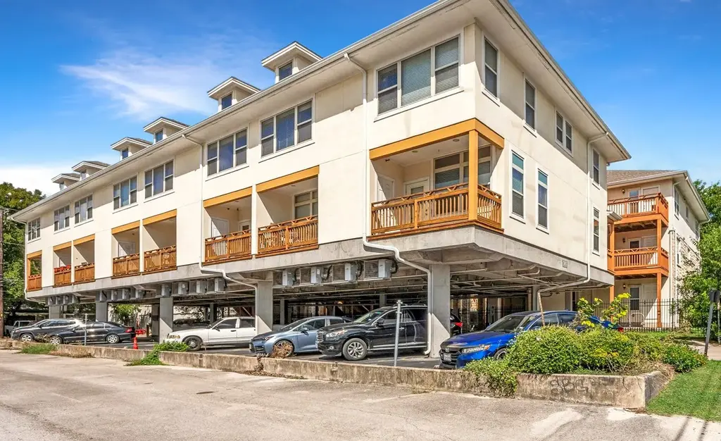 305 E 31st Street 6, Austin