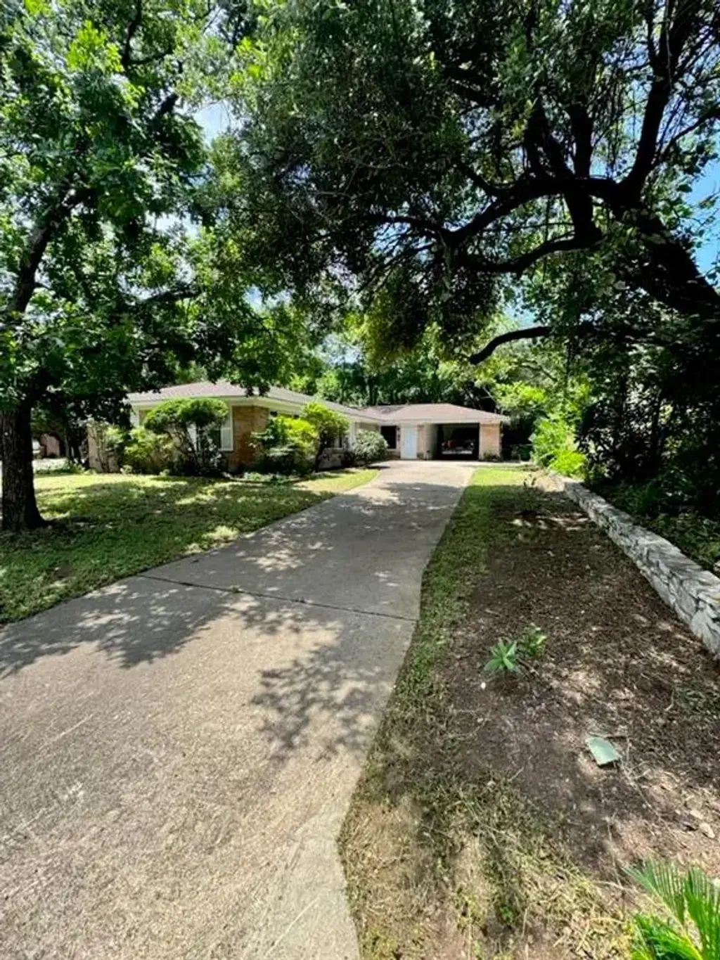 1900 Fairlawn Lane 2, Austin