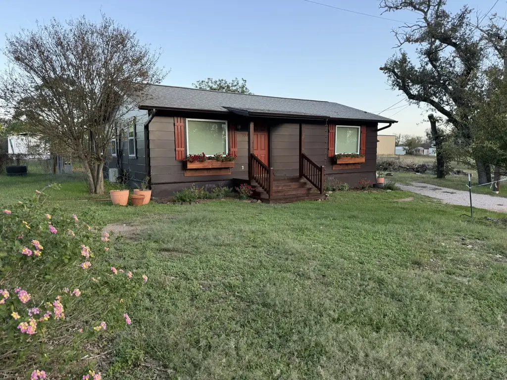 109 County Road 138, Burnet