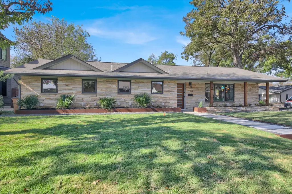 7510 Daugherty Street, Austin