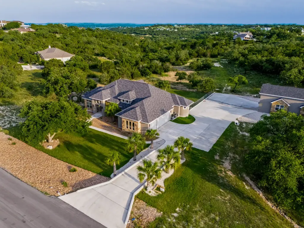 346 Blackbird Drive, Spring Branch