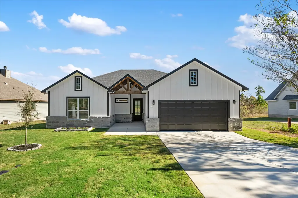 111 Kukui Court, Bastrop