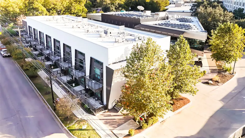49 Navasota Street 209, Austin