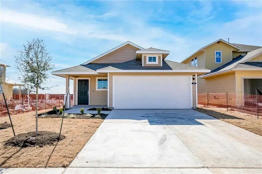 306 Delta Crest, Maxwell