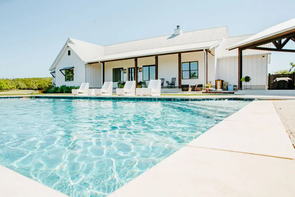 2300 W Fitzhugh Road, Dripping Springs