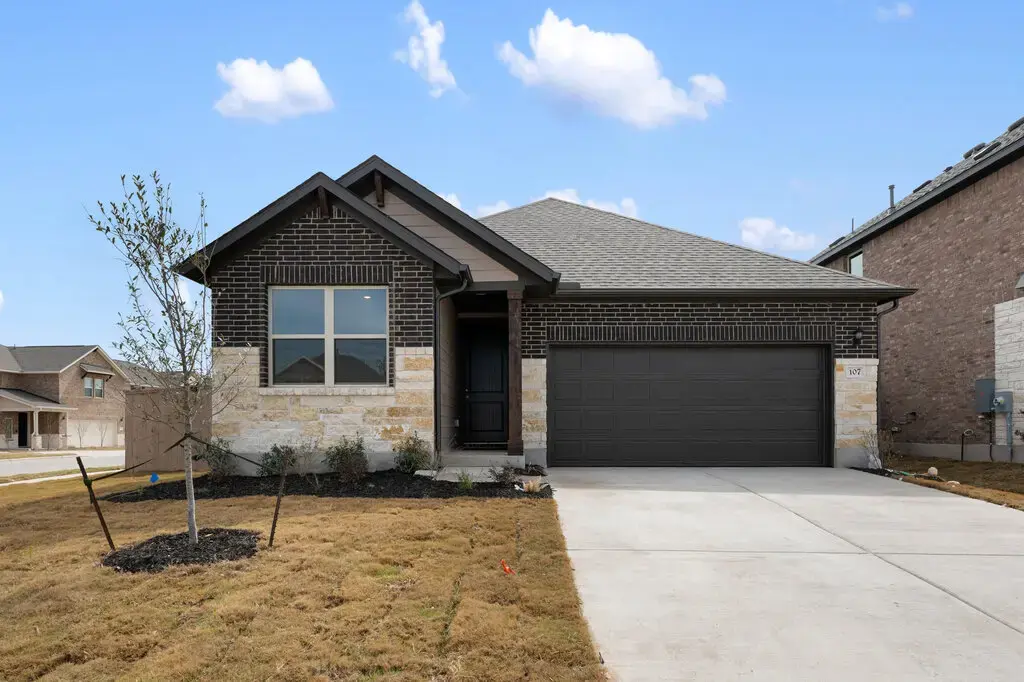 107 Coleto Trail, Cedar Creek