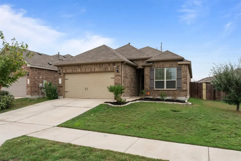 320 Cyril Drive, Hutto