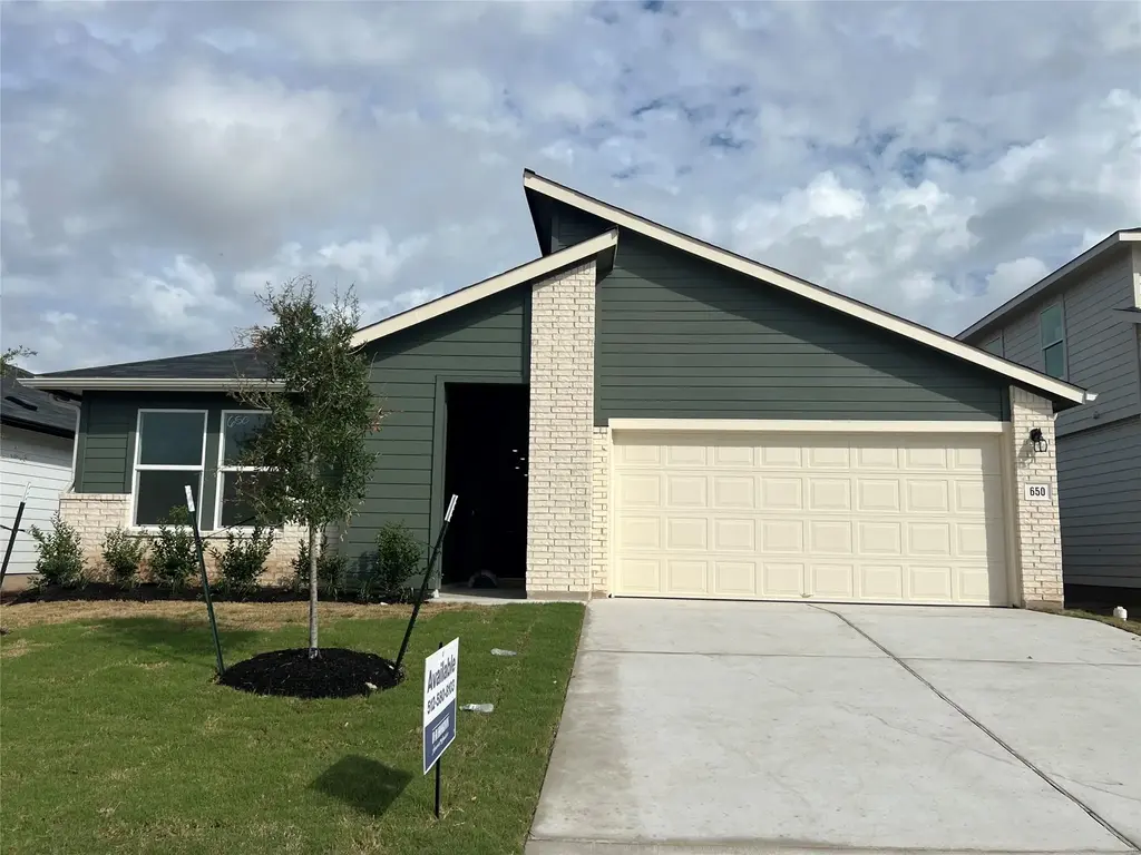 472 Globe Mallow Circle, Kyle