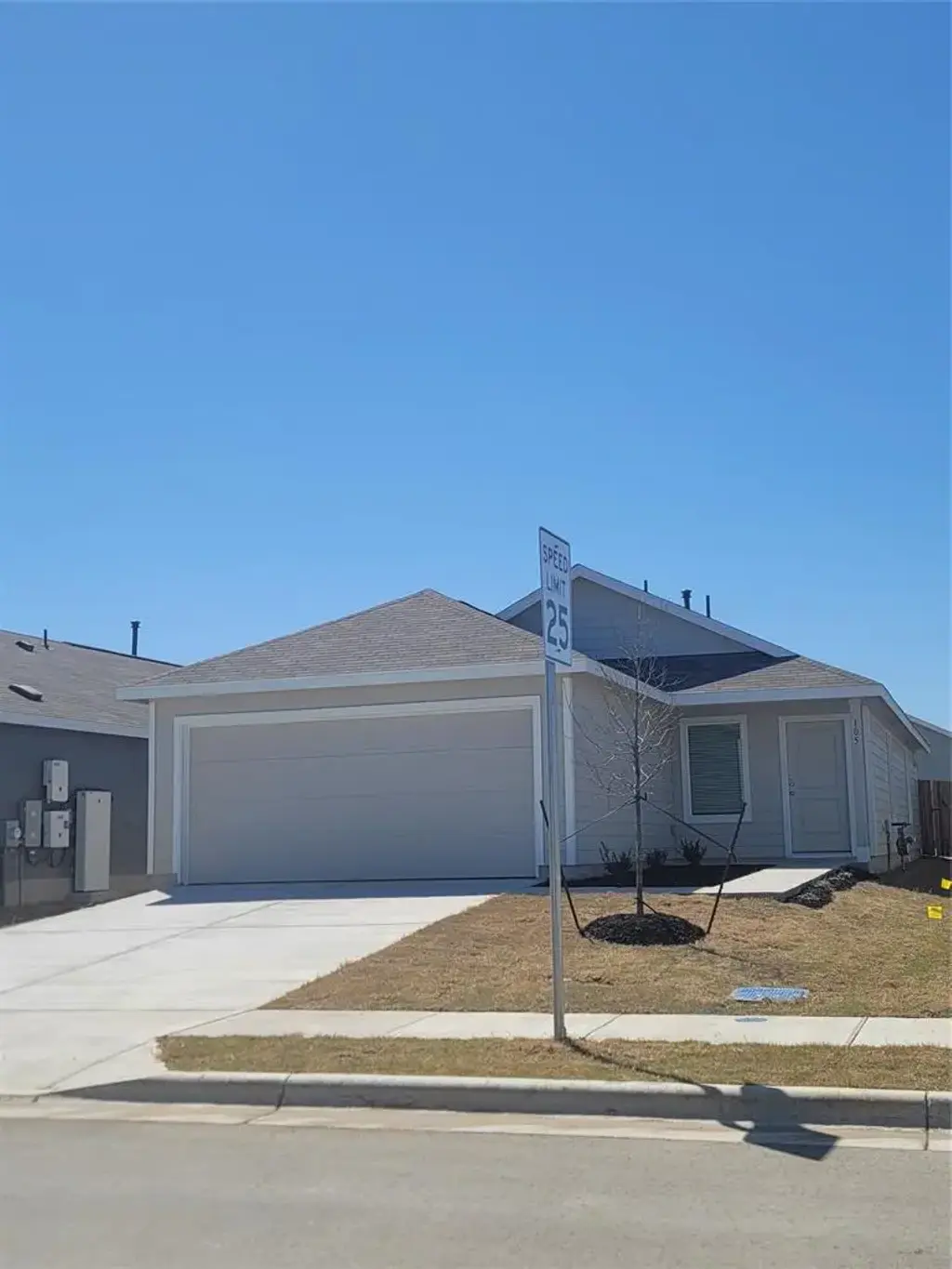 105 Painted Night Road, Hutto