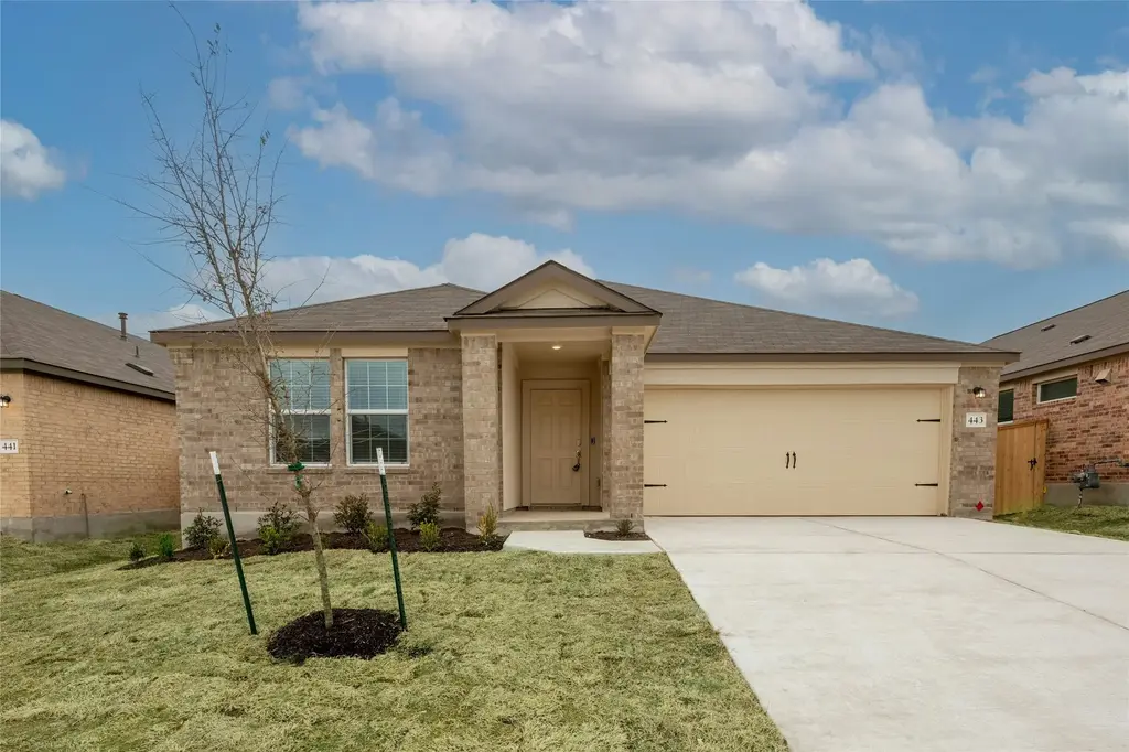 443 Sebring Circle, Hutto