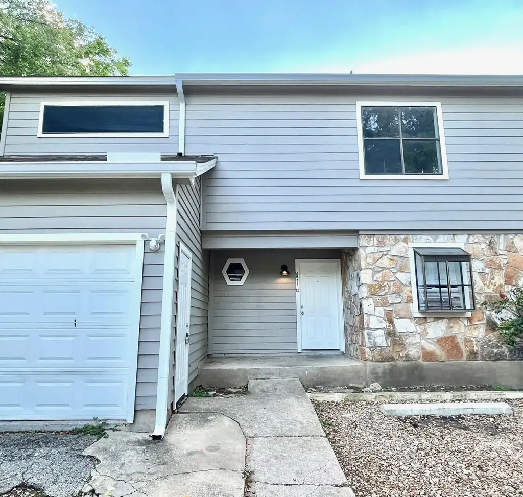 8811 Schick Road C, Austin