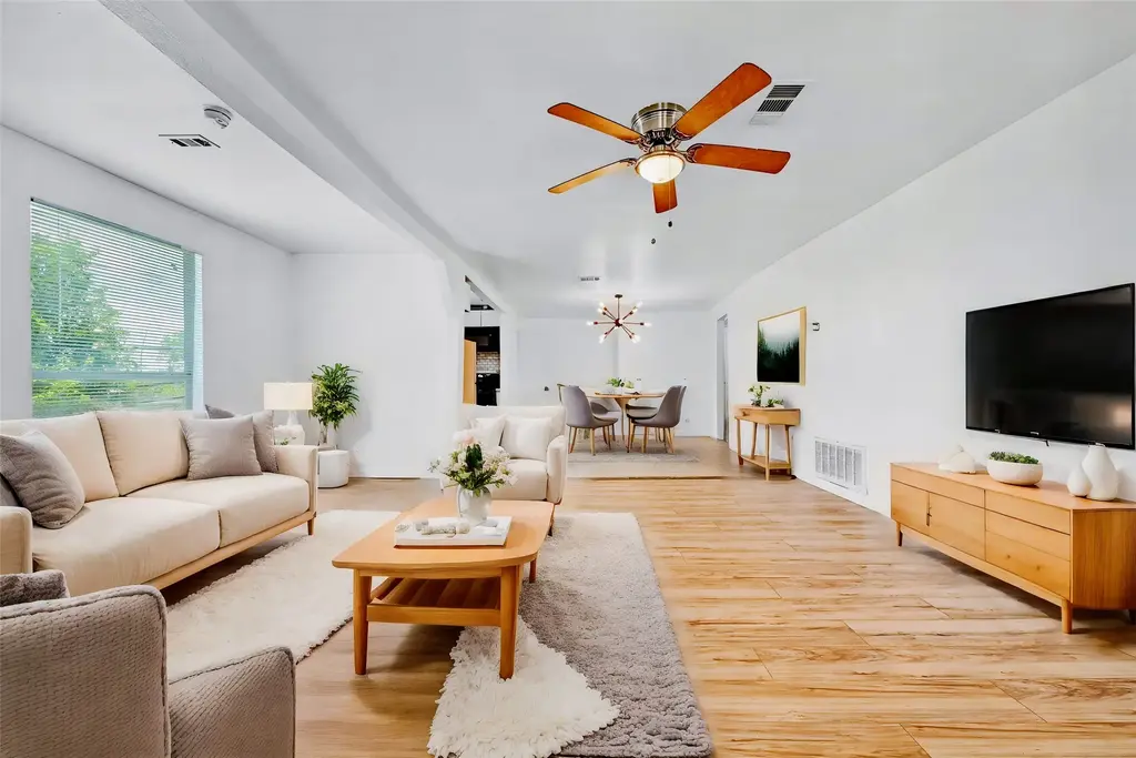 1200 Walnut Avenue, Austin