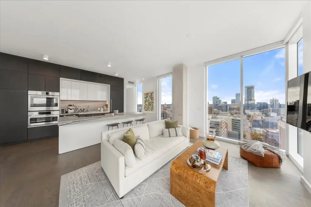 313 W 17th Street 2405, Austin