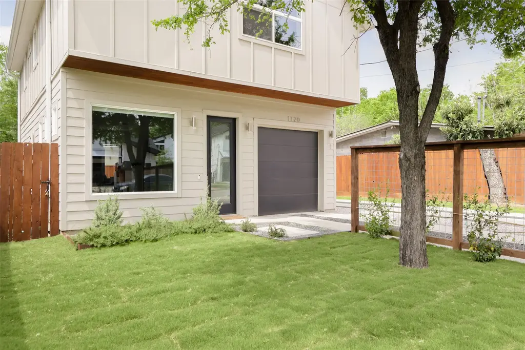 1120 Omega Avenue 1, Austin