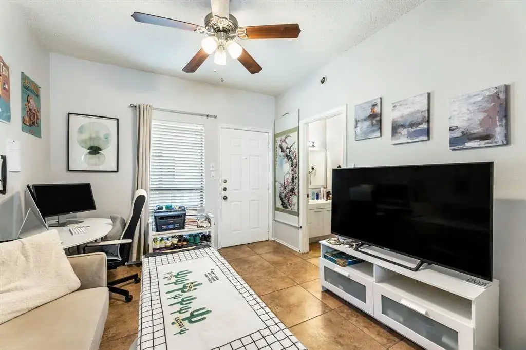 3206 King Street 206, Austin