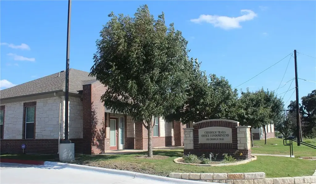 1311 Chisholm Trail Road 201, Round Rock