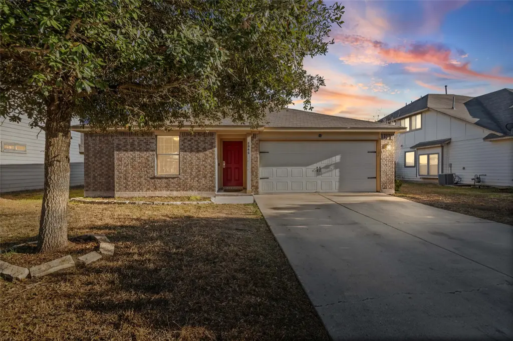1541 Twin Cove, Kyle