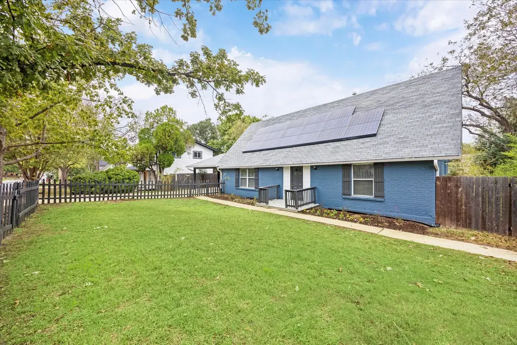 2116 Vanderbilt Lane, Austin