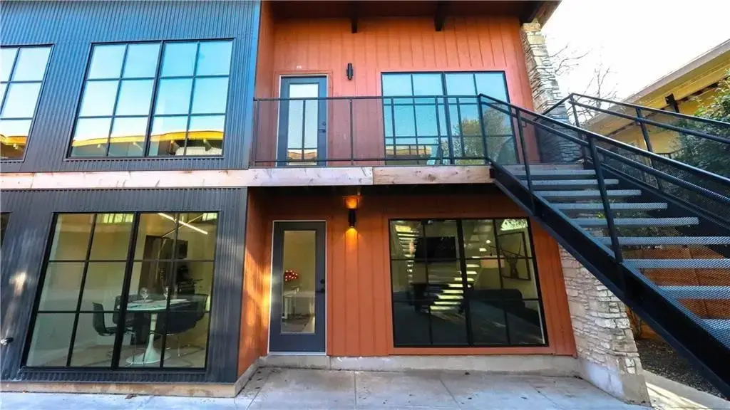 400 E 30th Street 101, Austin
