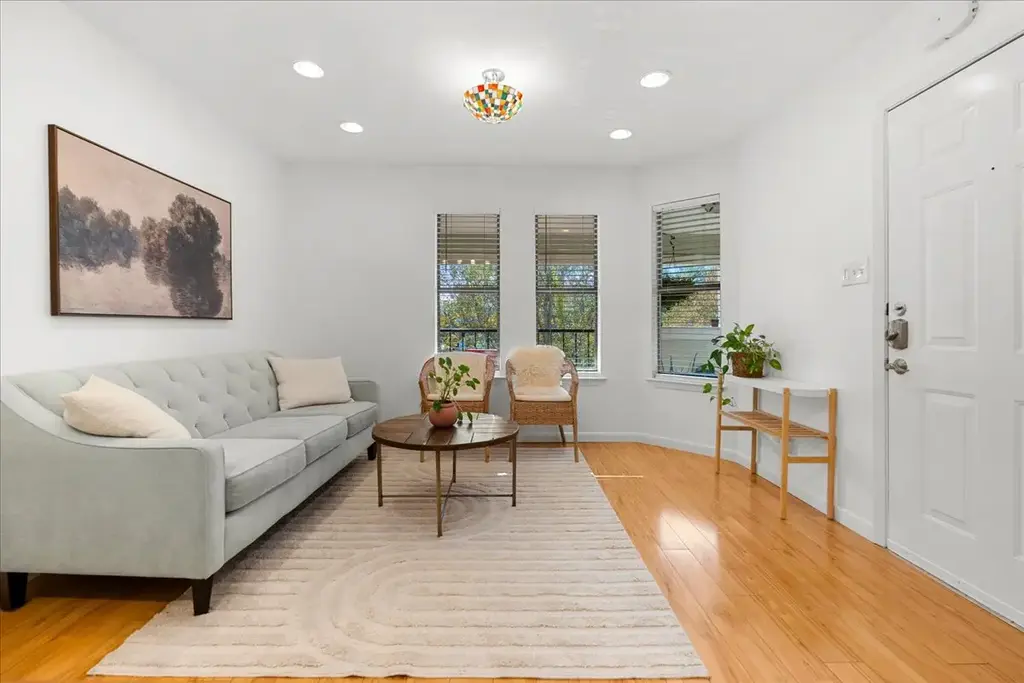 2104 Cullen Avenue 7-204, Austin