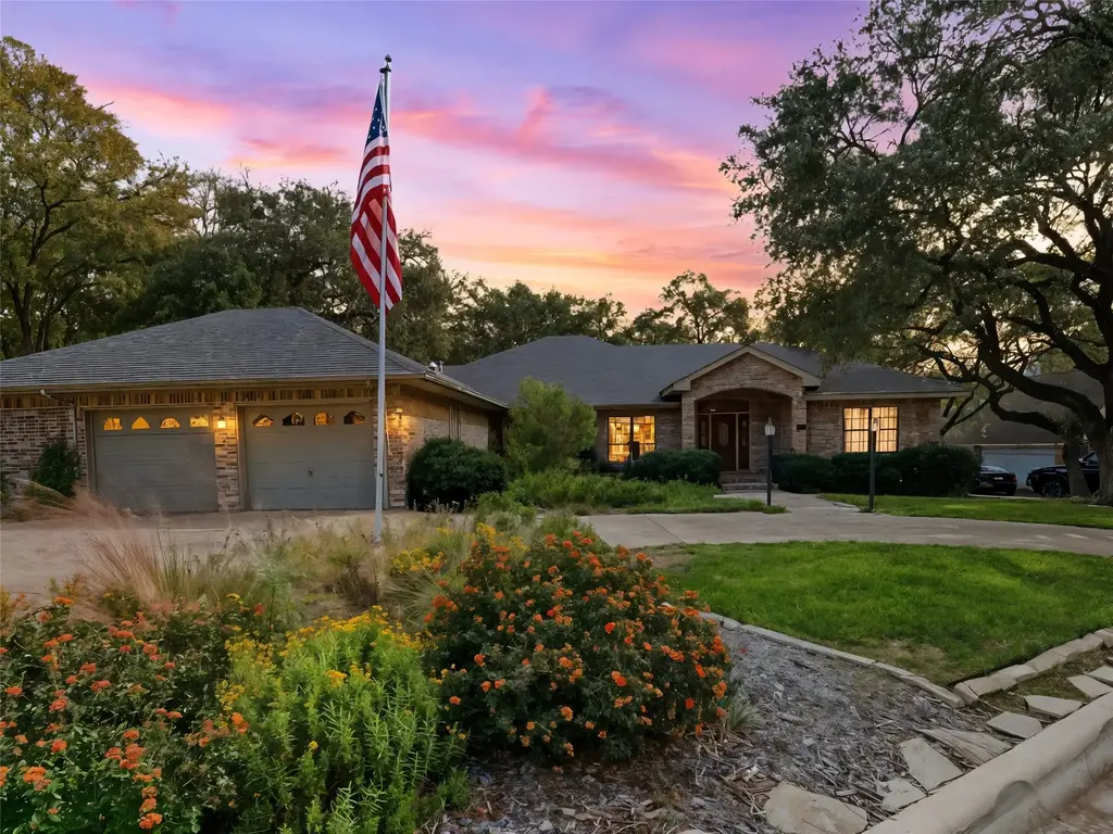1828 Cypress Rapids Drive, New Braunfels