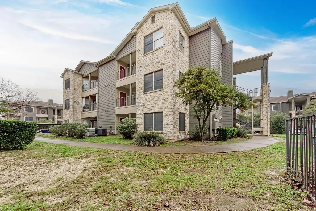 2320 Gracy Farms Lane 633, Austin