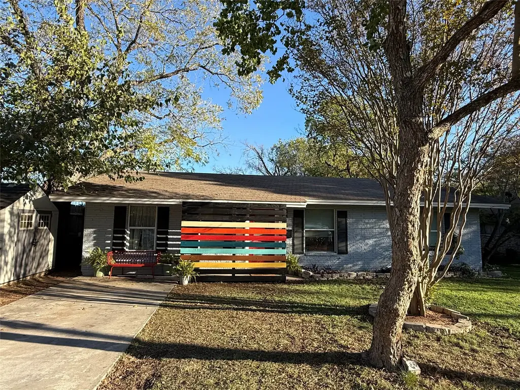 4413 Russell Drive, Austin