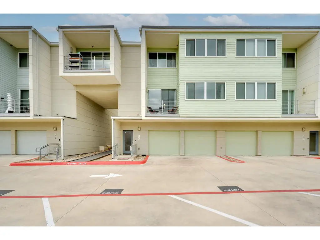 604 N Bluff Drive 125, Austin