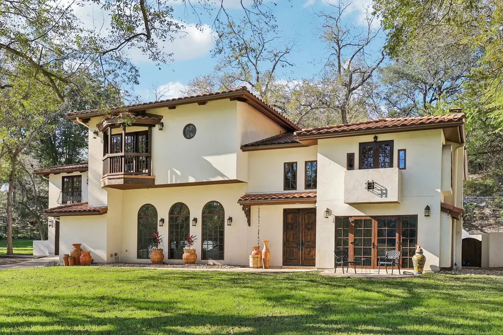 2706 Pearce Road, Austin