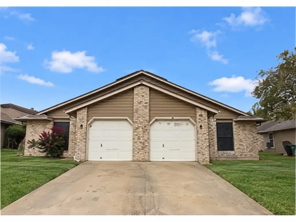 1910 Margalene Way, Austin