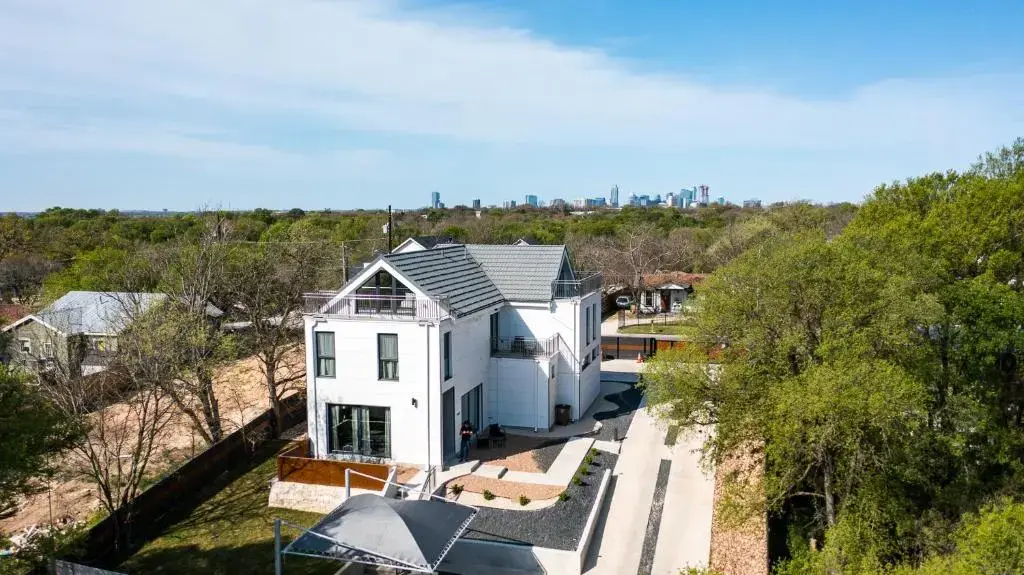 1409 E M Franklin Avenue B, Austin
