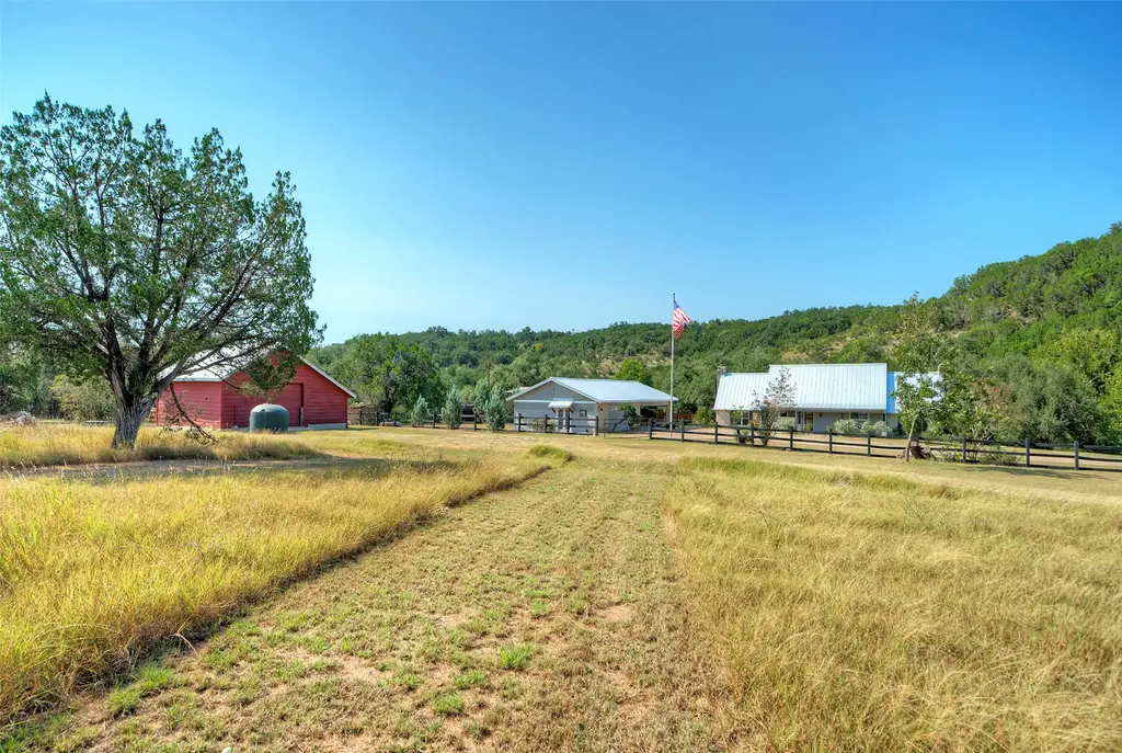 101 Arrowlake Road, Wimberley