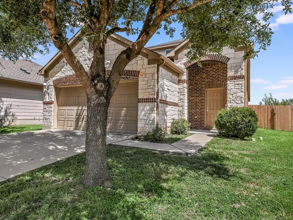 11301 Hill Stable Court, Austin
