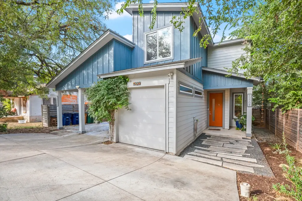 1220 Delano Street B, Austin