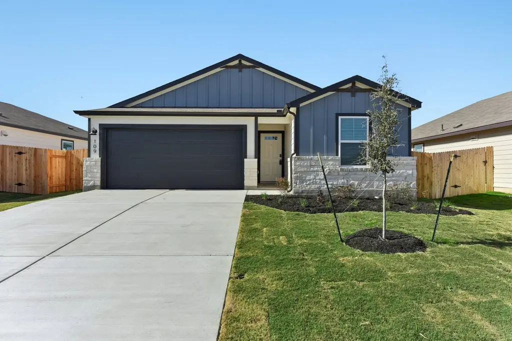 109 Honey Bee, Jarrell