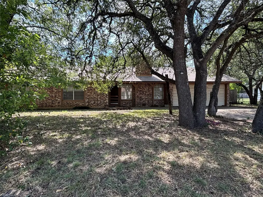 1901 Lone Oak Drive, Leander