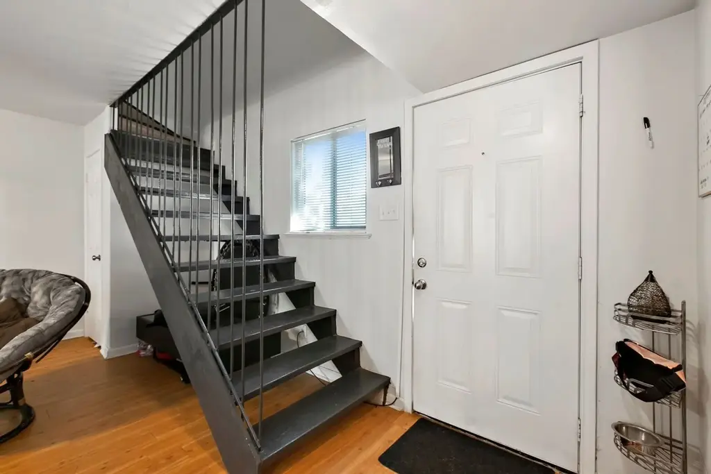 2301 Ohlen Road 101, Austin