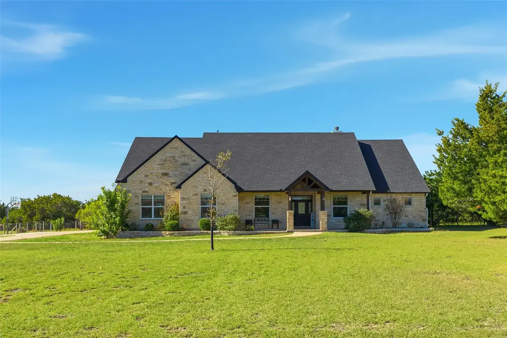 642 Chama Trace, Dripping Springs