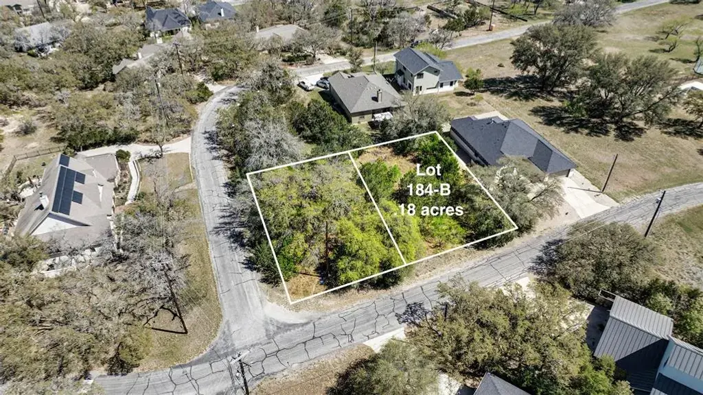Eton Lane, Spicewood