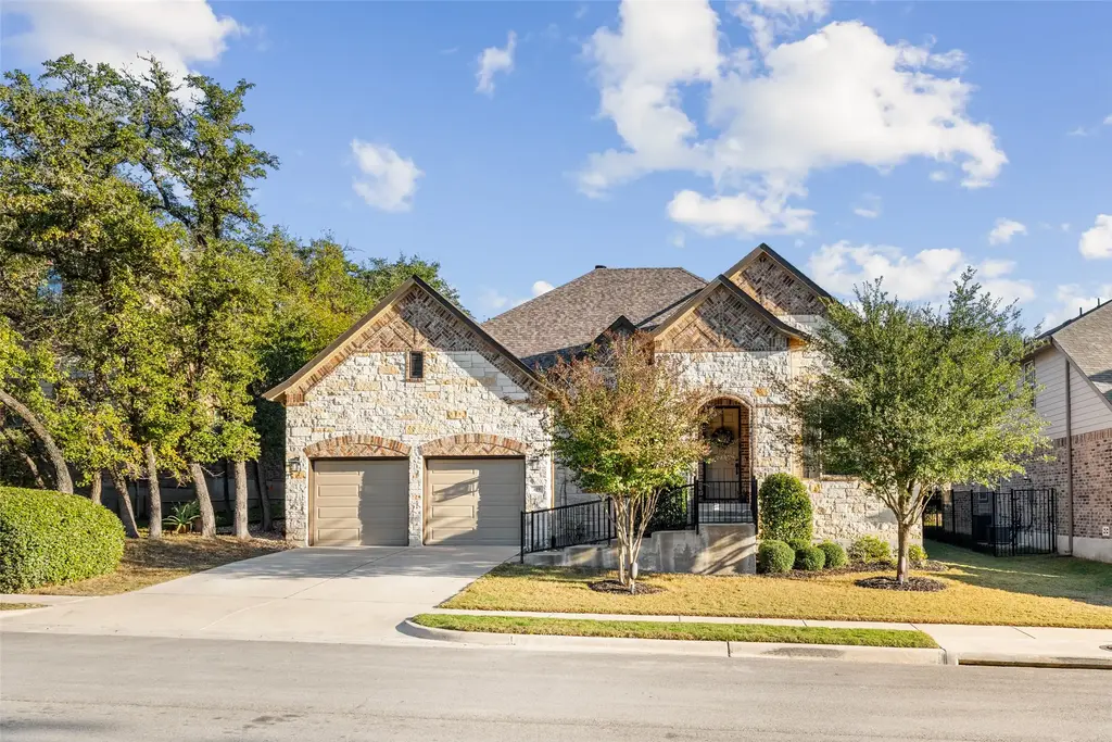 419 Ancient Oak Way, San Marcos