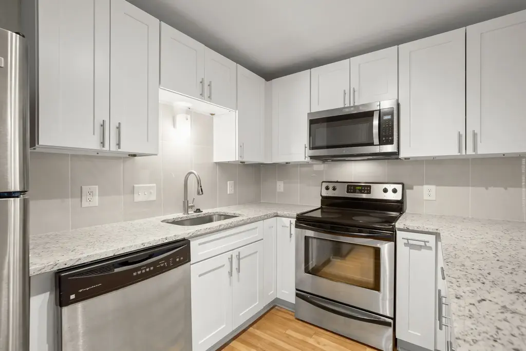 1013 W 23rd Street 203, Austin