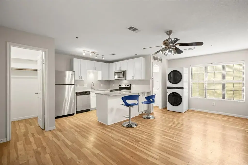 1013 W 23rd Street 104, Austin