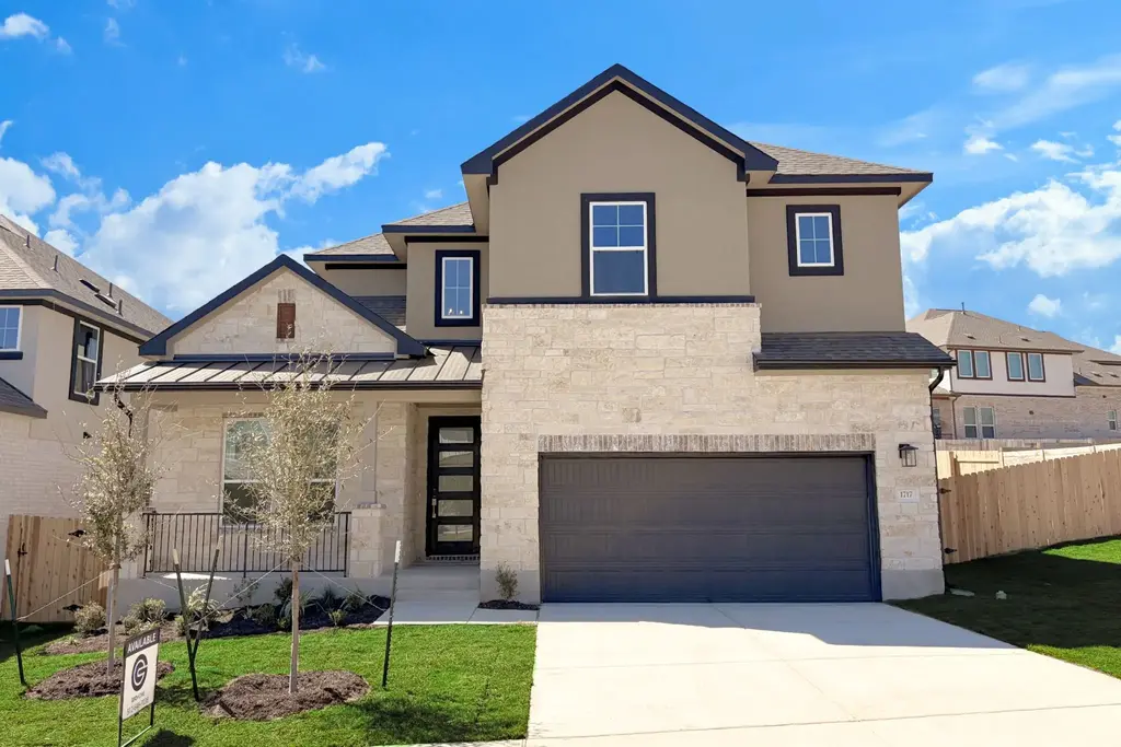 1717 Pueblo Pass, Leander
