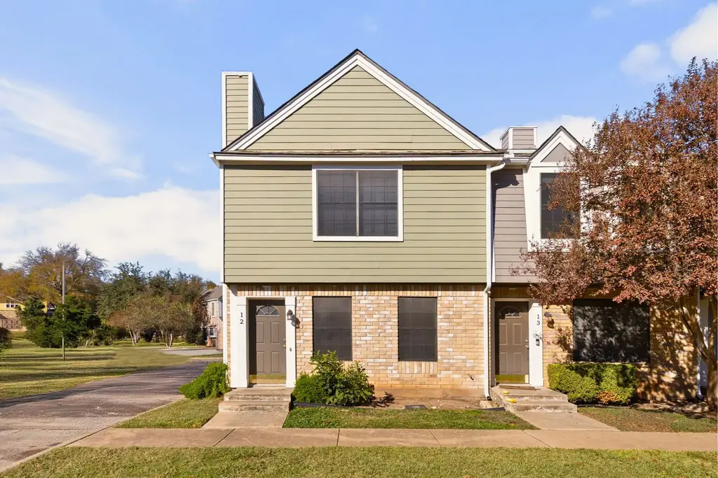 12325 Los Indios Trail 12, Austin