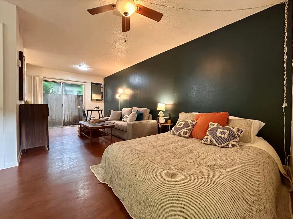 4209 Avenue B 103, Austin